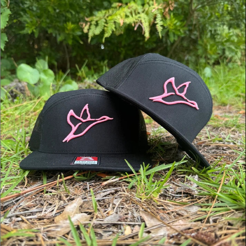 Combat Waterfowl 7 Panel Black Pink Icon Hat
